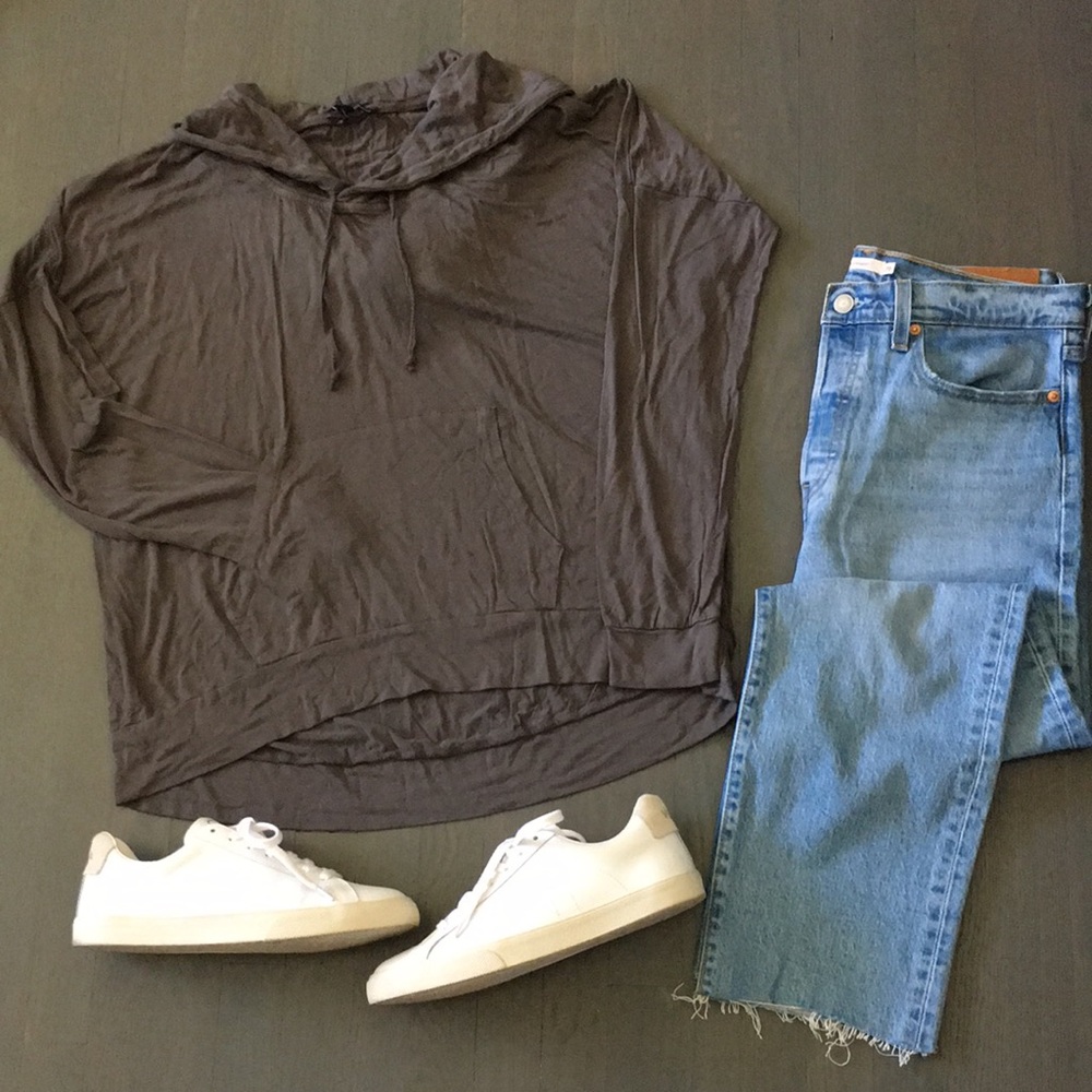American Eagle Outfitters Hi-Lo Slouchy Hoodie Tee